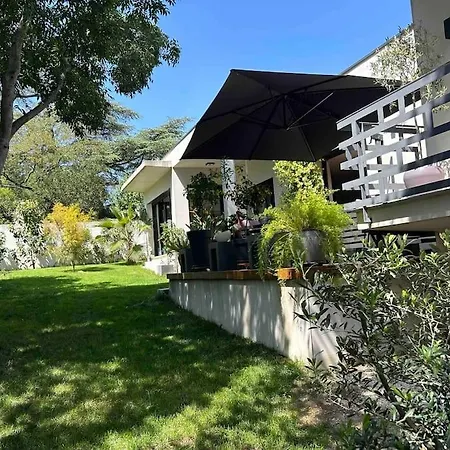 Villa Piscine Interieure Chauffee Centre
